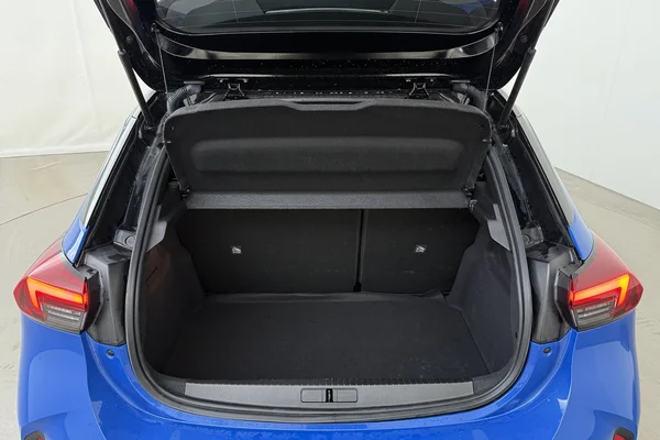 Opel Corsa (2025) — foto 12 van 16