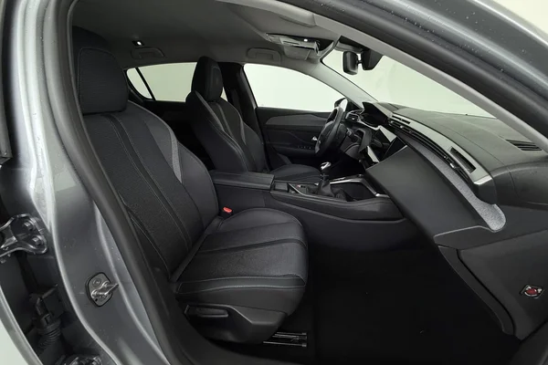 Peugeot 308 (2024) — foto 3 van 29