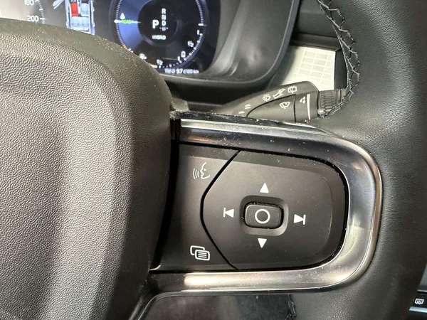 Volvo XC40 (2022) — foto 11 van 21