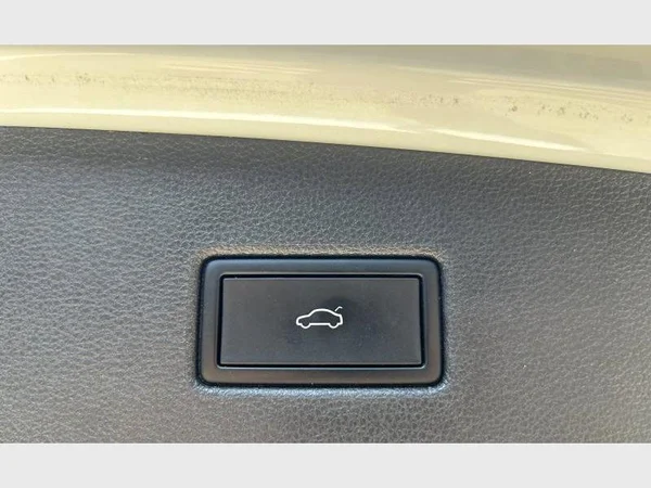 Volkswagen Tiguan (2024) — foto 5 van 35