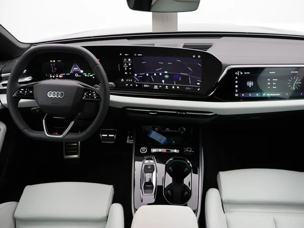 AUDI A5 Avant e-hybrid (PHEV) (2026) — foto 3 van 25