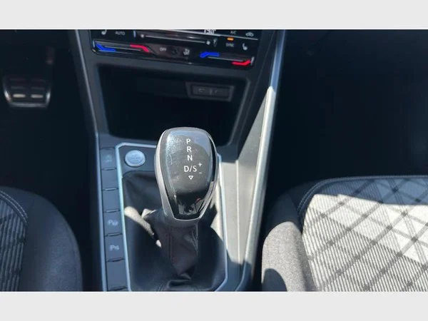 Volkswagen Taigo (2022) — foto 17 van 29
