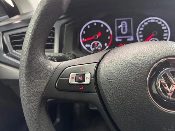 VOLKSWAGEN Polo (2020) — foto 9 van 27