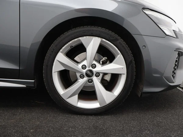 Audi A3 (2024) — foto 15 van 23