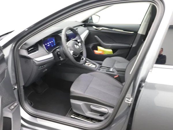 SKODA Octavia Combi (2025) — foto 5 van 27