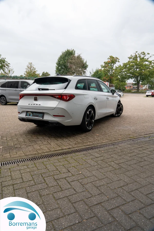 Cupra Leon (2023) — foto 33 van 47