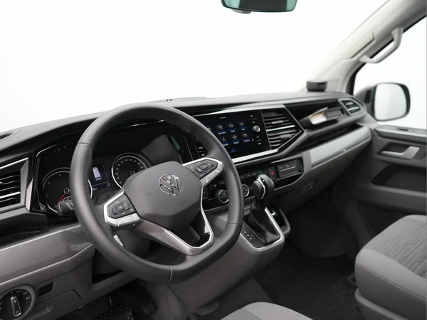 VOLKSWAGEN Multivan T6.1 Dsl (2023) — foto 2 van 27