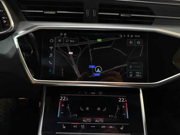 AUDI A6 SW PHEV (2021) — foto 15 van 17