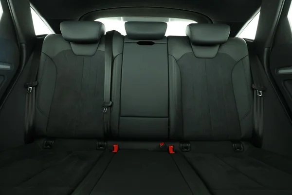 Audi Q5 (2023) — foto 6 van 16