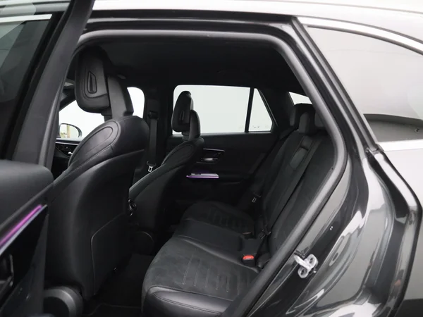 Mercedes-Benz GLC (2025) — foto 2 van 52