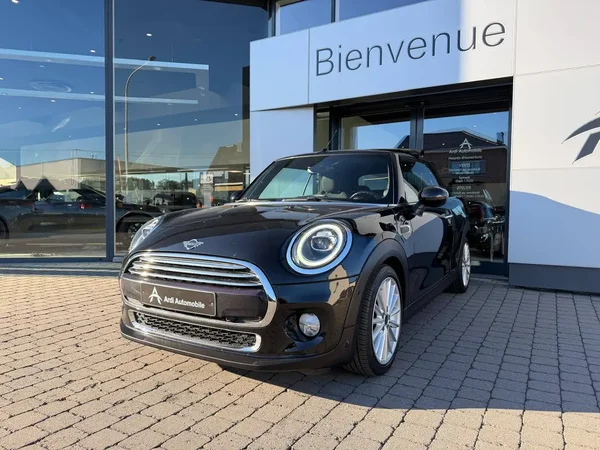 Mini Cooper (2018) — foto 15 van 28