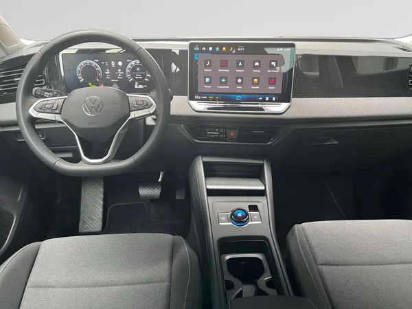 VOLKSWAGEN Tiguan (2026) — foto 3 van 16