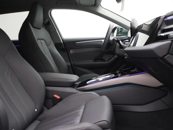 AUDI A6 Avant (2025) — foto 27 van 28