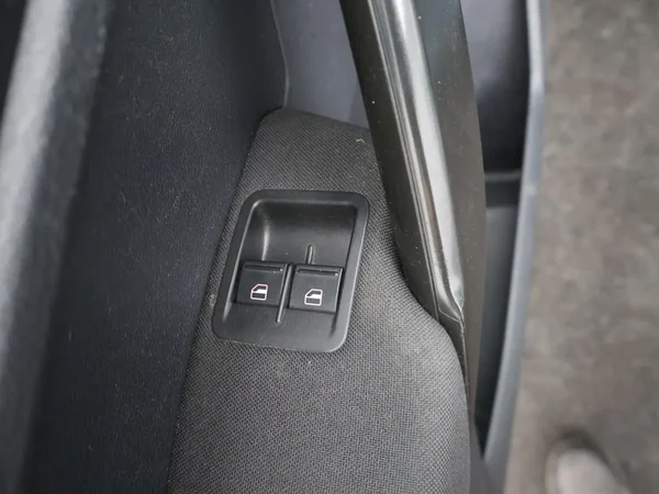 Volkswagen Caddy (2018) — foto 9 van 19