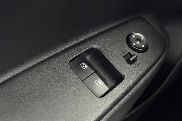 Hyundai i10 (2021) — foto 3 van 35