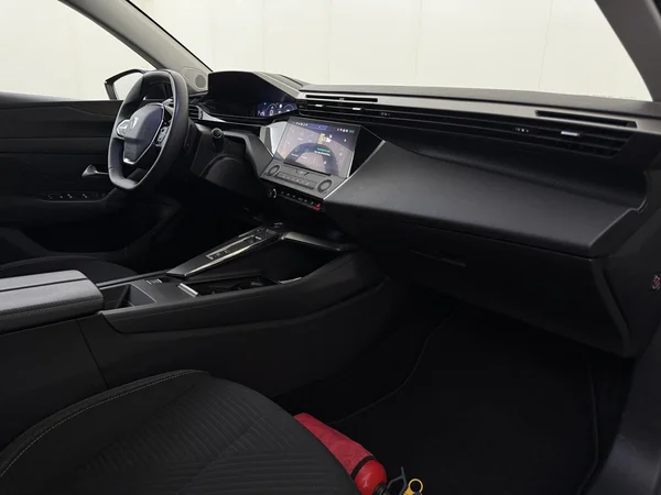 PEUGEOT 308 (2022) — foto 3 van 27