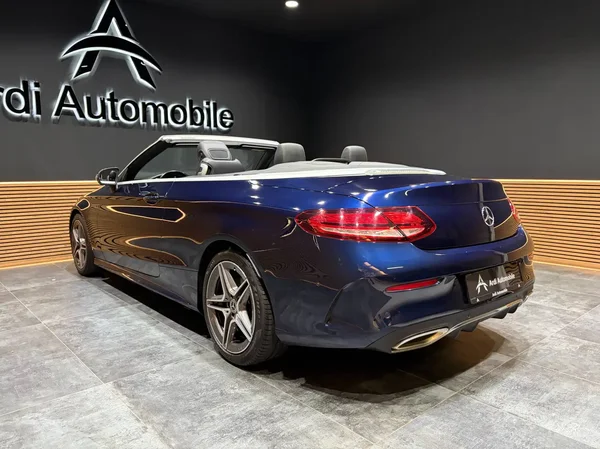 Mercedes-Benz C (2021) — foto 29 van 32