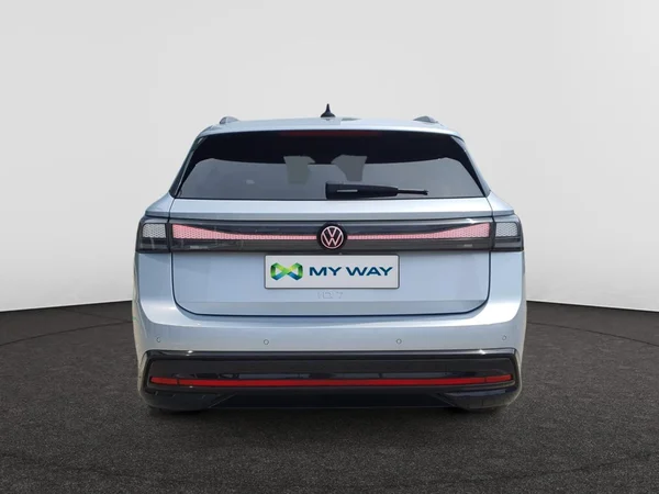 VOLKSWAGEN ID.7 Tourer (2025) — foto 12 van 16