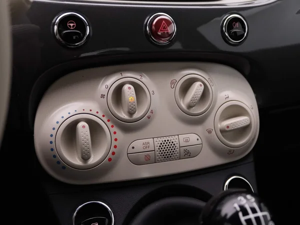 Fiat 500 (2020) — foto 8 van 19
