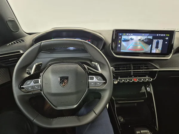 Peugeot 2008 (2025) — foto 15 van 16
