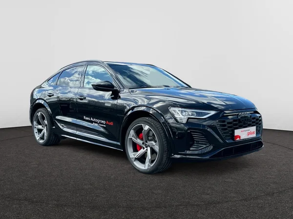 AUDI SQ8 e-tron Sportback (2024) — foto 19 van 21