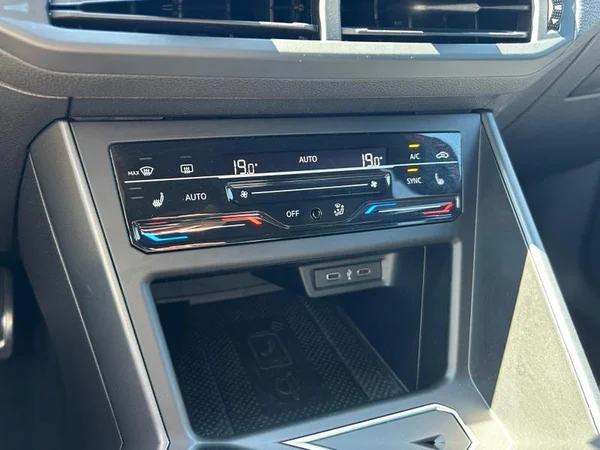 VOLKSWAGEN Taigo (2022) — foto 16 van 31