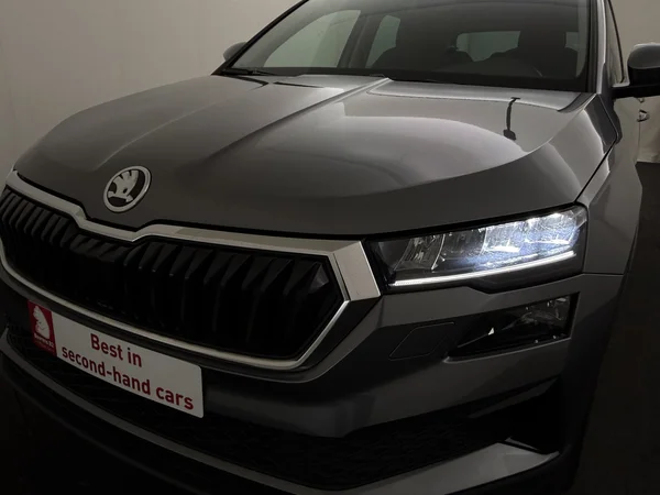 SKODA Karoq (2022) — foto 21 van 28
