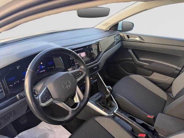 VOLKSWAGEN Polo (2022) — foto 2 van 20