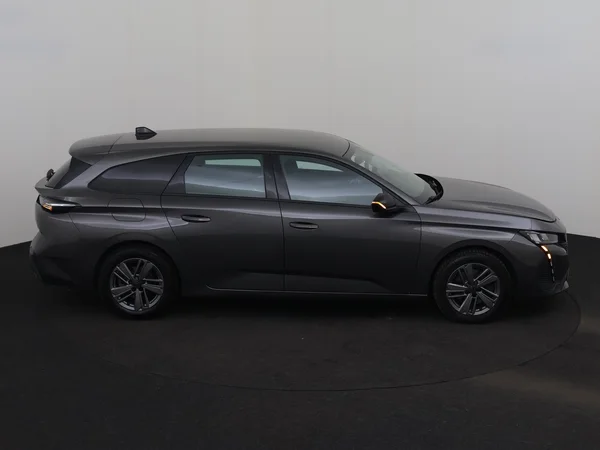PEUGEOT 308 (2023) — foto 16 van 20