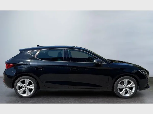 Seat Leon (2022) — foto 23 van 32