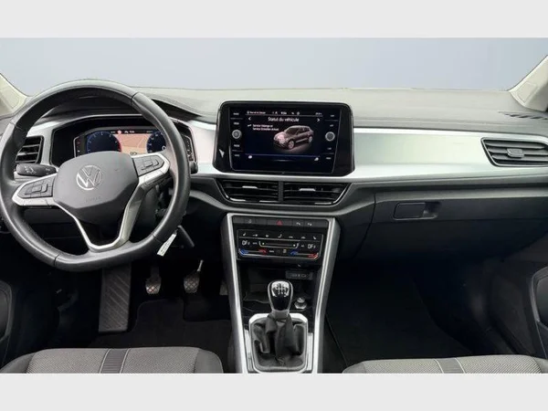 Volkswagen T-Roc (2023) — foto 4 van 23