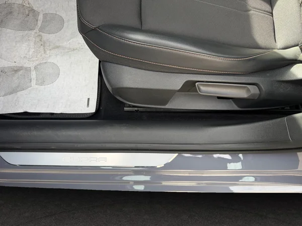 CUPRA Leon ST e-Hybrid (PHEV) (2023) — foto 16 van 21