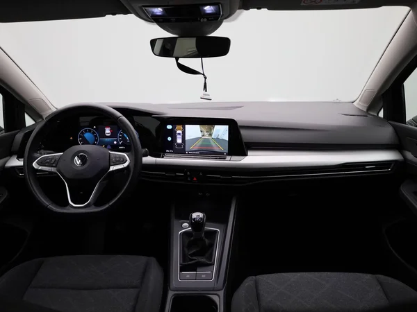 Volkswagen Golf (2021) — foto 29 van 40