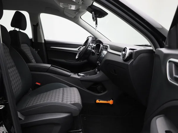 MG ZS EV (2021) — foto 24 van 35