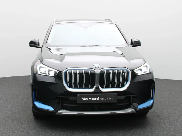 BMW iX1 (2023) — foto 19 van 25