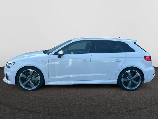 AUDI RS3 Sportback (2021) — foto 12 van 24