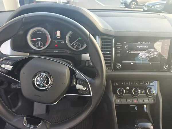 Škoda Kodiaq (2024) — foto 5 van 20