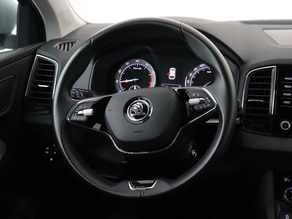 SKODA Karoq (2023) — foto 14 van 27