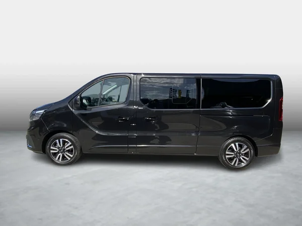 Renault Trafic (2024) — foto 17 van 20