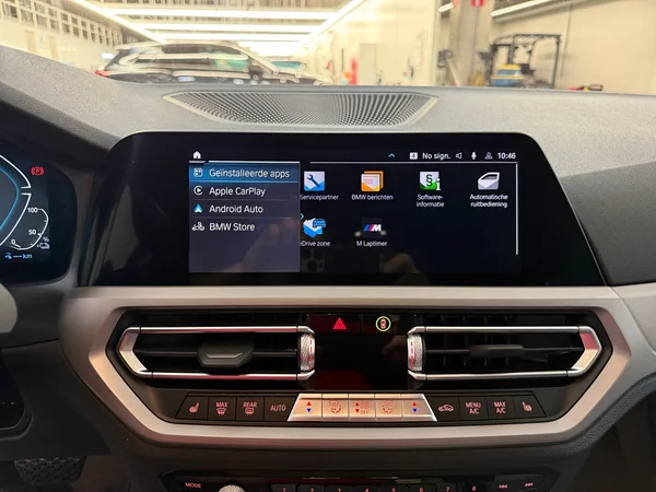 BMW 320 (2022) — foto 14 van 30
