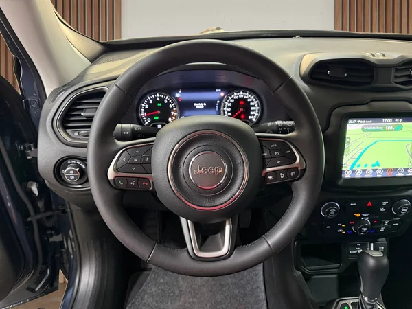 Jeep Renegade (2022) — foto 6 van 29