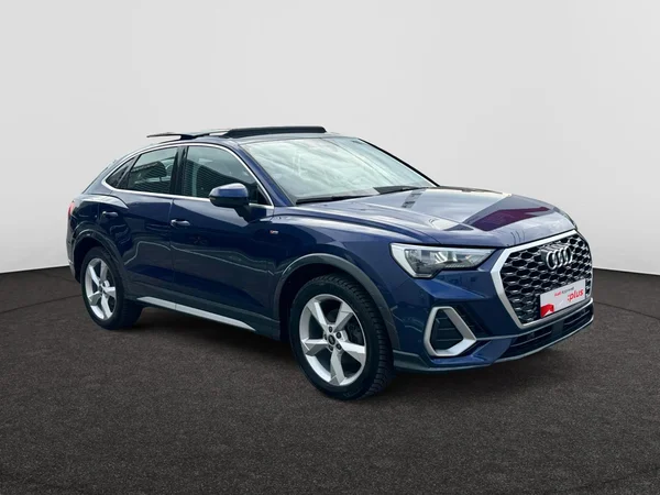 AUDI Q3 Sportback (2023) — foto 22 van 24