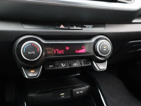 Kia Stonic (2021) — foto 20 van 40