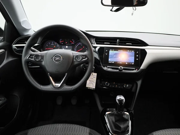Opel Corsa (2022) — foto 38 van 40