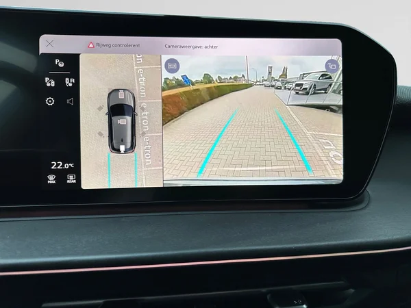 AUDI Q3 SUV e-hybrid (PHEV) (2025) — foto 2 van 26