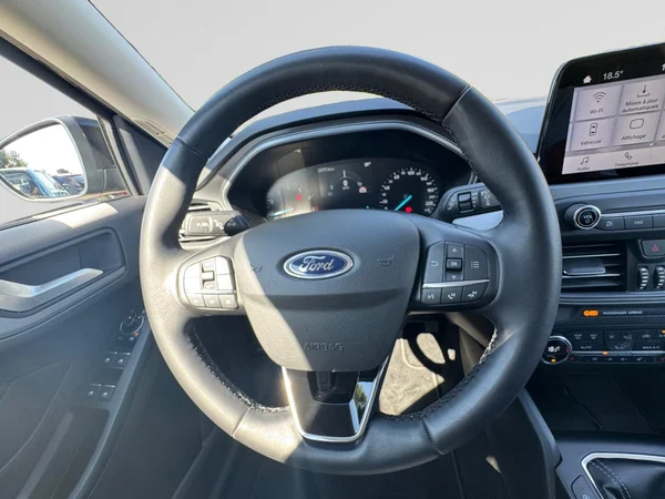FORD Focus SW Active (2022) — foto 4 van 23