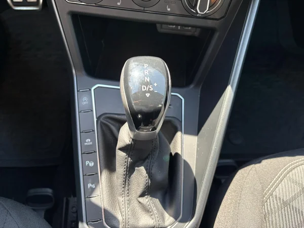 Volkswagen Taigo (2023) — foto 10 van 22