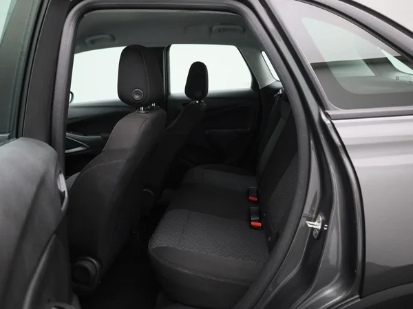 Opel Crossland X (2020) — foto 2 van 40