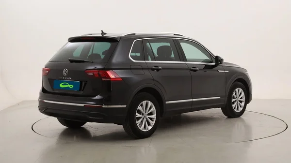 Volkswagen Tiguan (2023) — foto 24 van 28