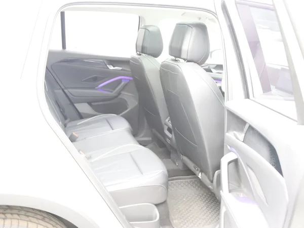 VOLKSWAGEN Tiguan eHybrid (PHEV) (2025) — foto 22 van 24